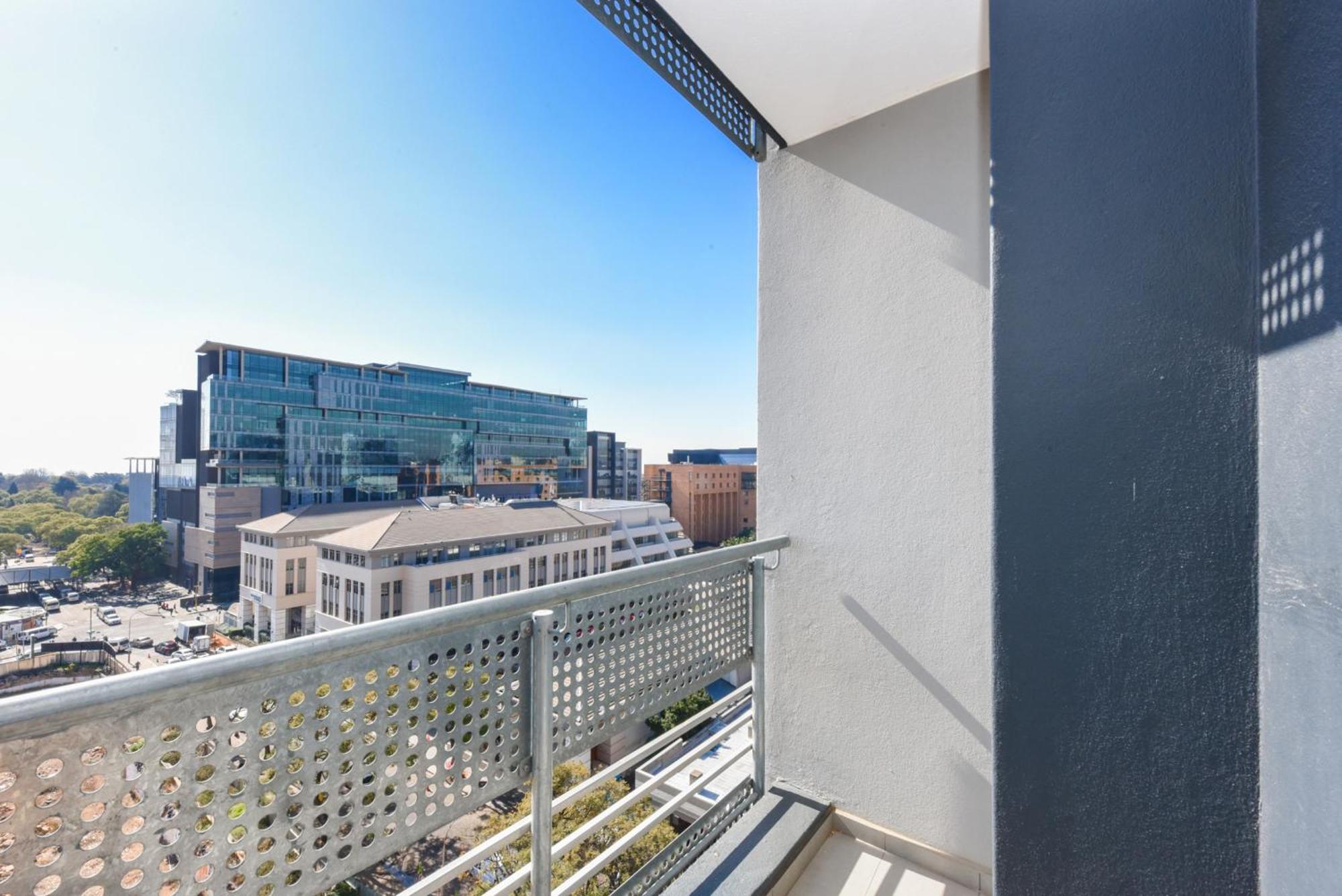 The Median Rosebank Luxury Apartment - Building With Generator Йоганнесбурґ Екстер'єр фото